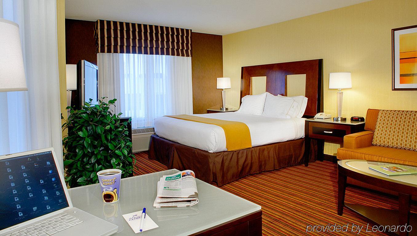 Holiday Inn Express Hotel & Suites Belmont By Ihg Exterior foto